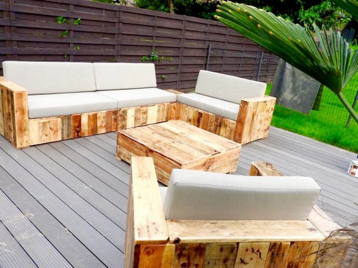 Easy DIY Outdoor Furniture Ideas