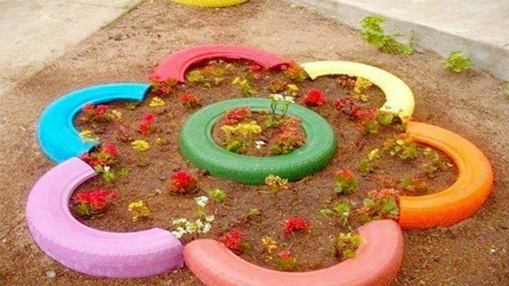 Creative DIY Used Tire Garden Decor
