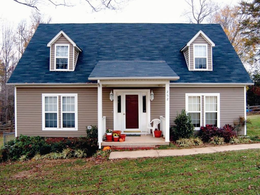 Simple Blue Color Paint Combination for Home Exterior