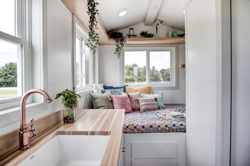 The Nugget Micro House on Wheels-004