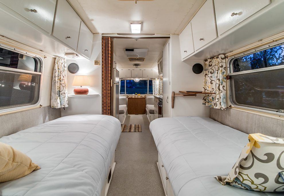 Rv travel trailer double bedroom