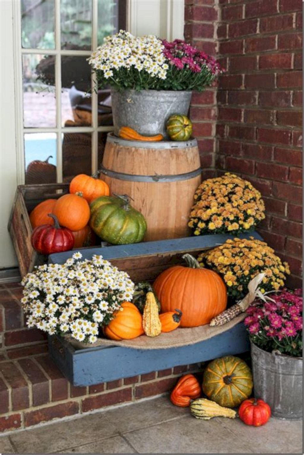 Fall Porch Decor with Plants and Pumpkins