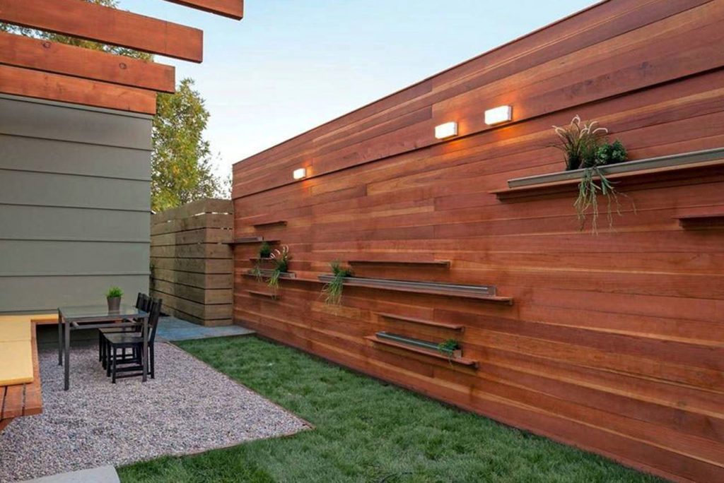 Amazing Wooden Fence Panels for Backyard Garden source Roof-Crimea