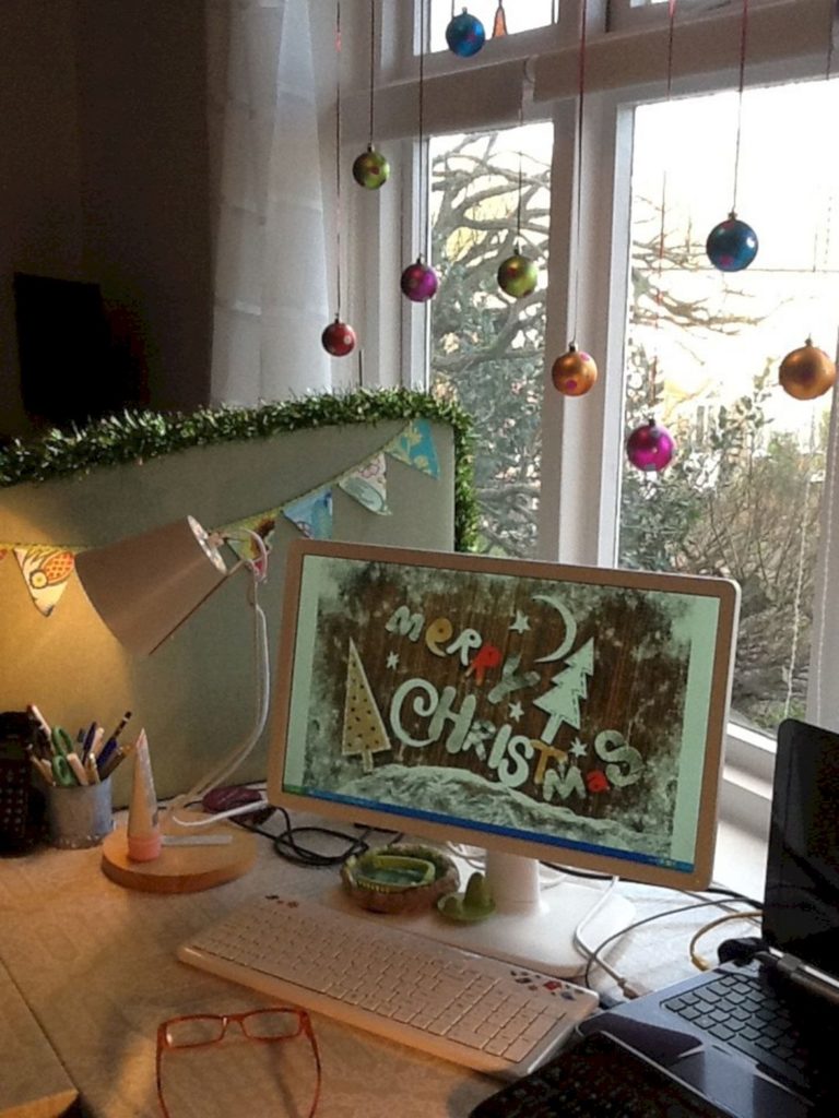 Awesome Home Office at Christmas