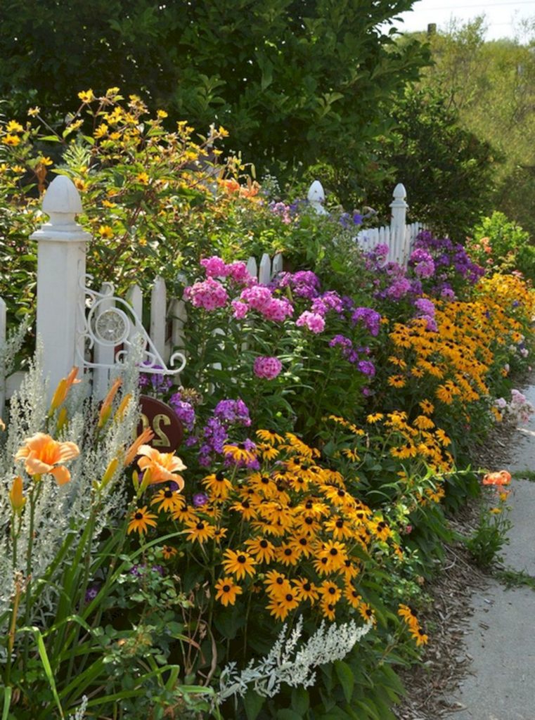 Beautiful DIY Flower Garden Ideas Design