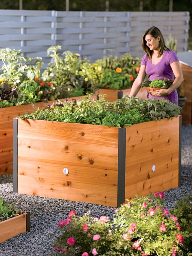 Easy-to-end Raised Garden Bed via Gardener