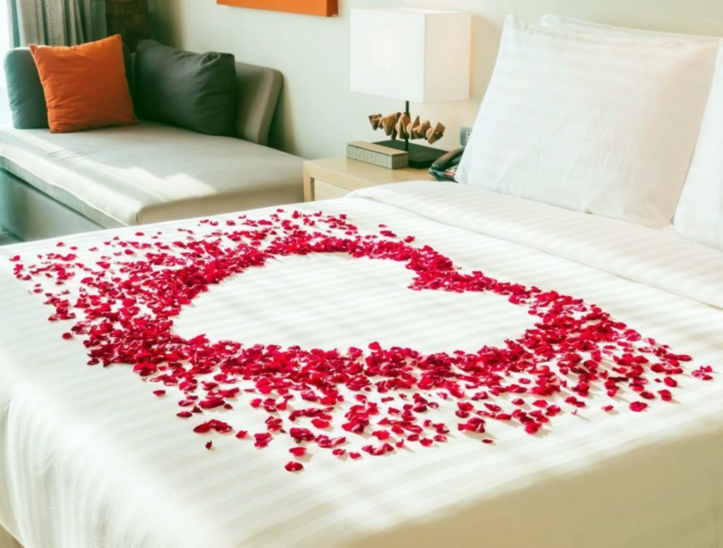 nspiring Valentine Bedroom Decor via Unqual