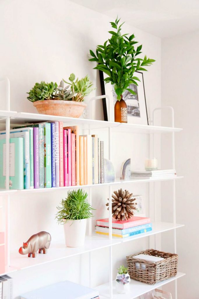 Bookshelf styling for Living room