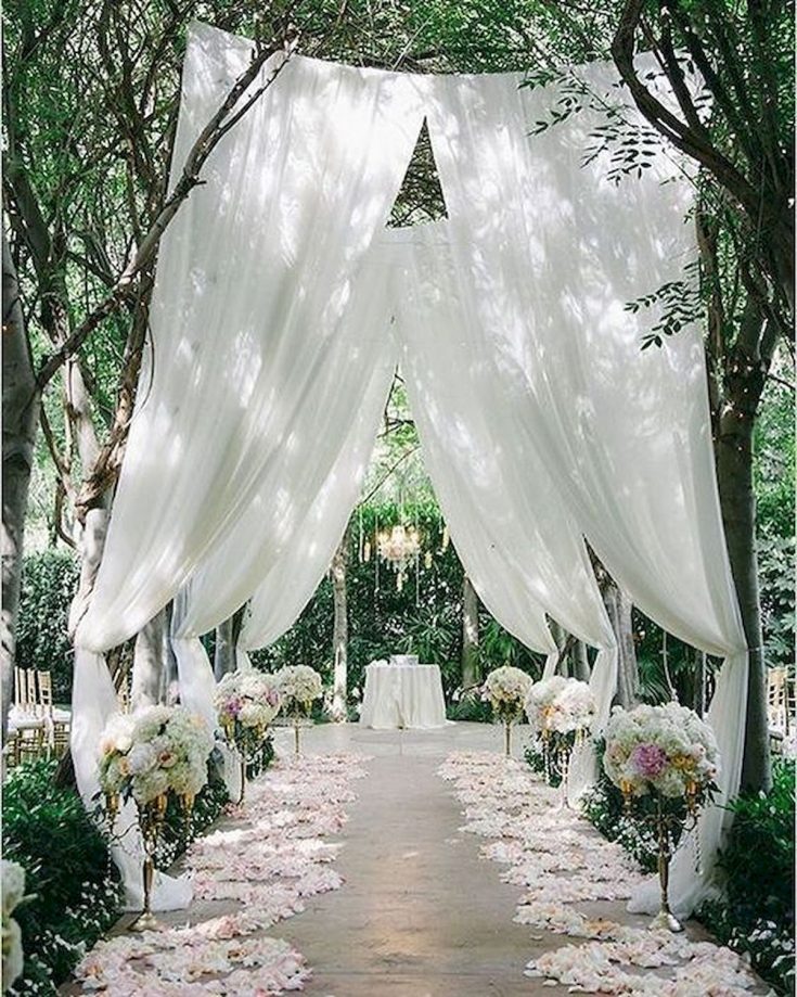 Marvelous Outdoor Wedding Decoration
