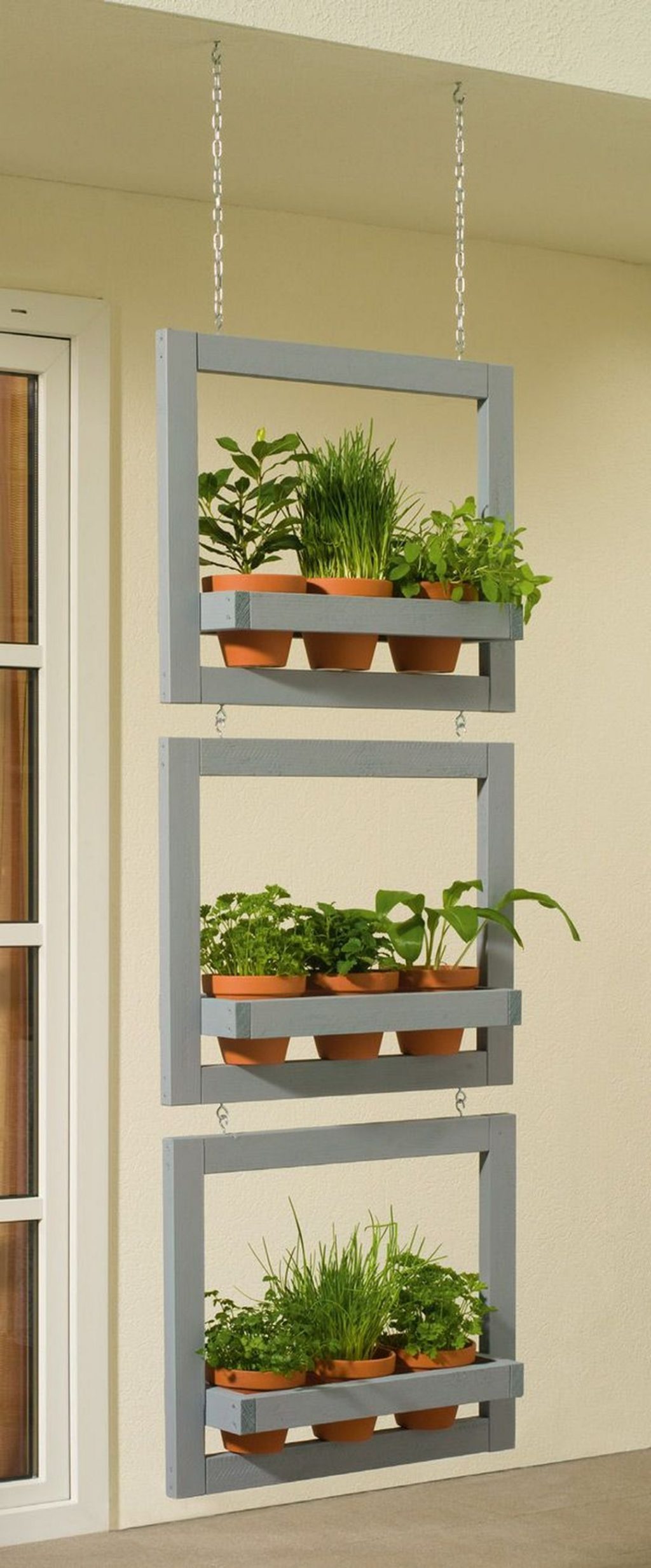 Vertical Hanging Plant Ideas