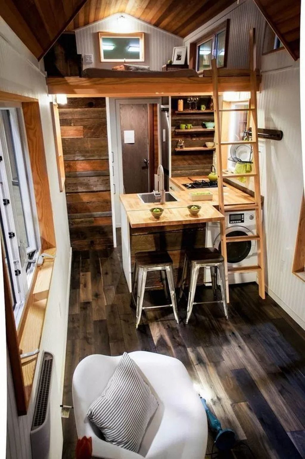Cozy modern tiny home ideas