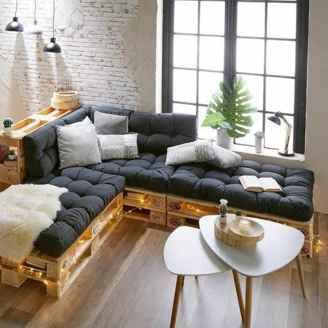 DIY Pallet Wooden Sofa