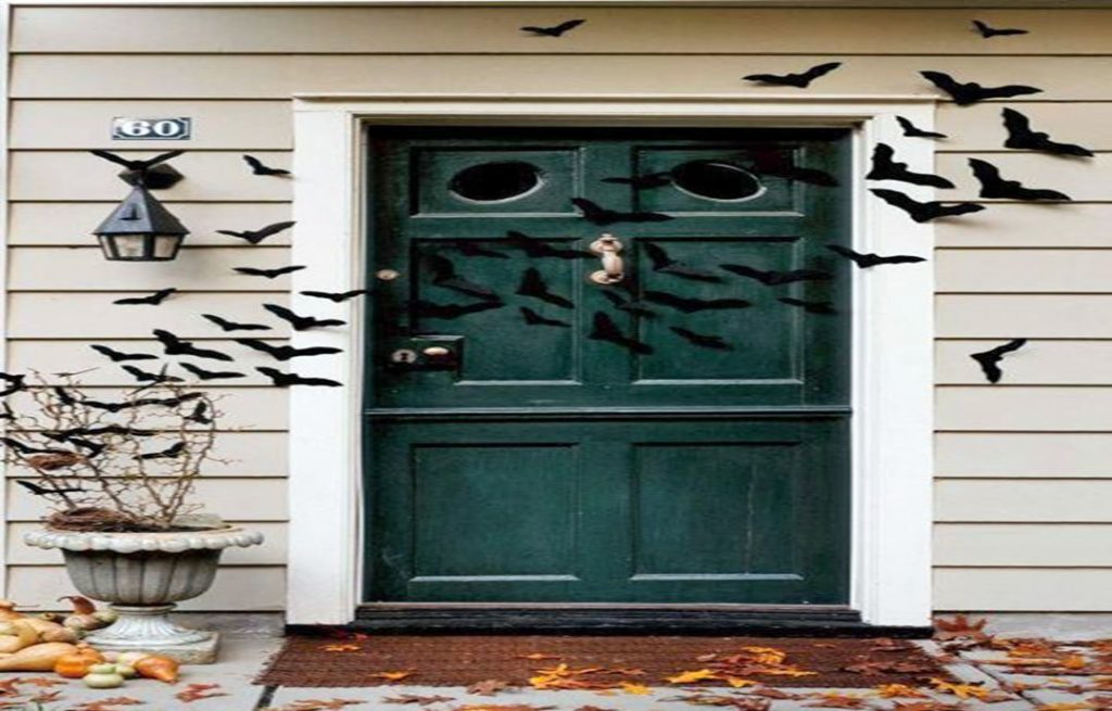 DIY Halloween Front Door Decorating via ru dhgate com