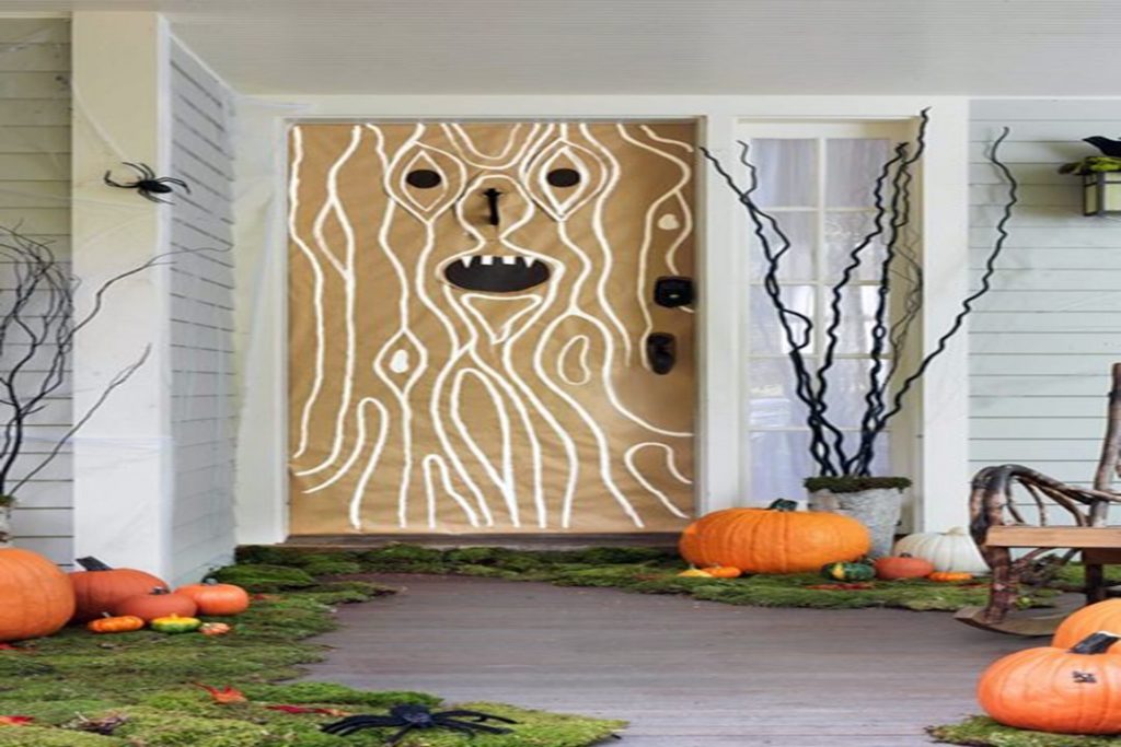 Spooky Outdoor Halloween Decorations Your Yard Needs via womansday com