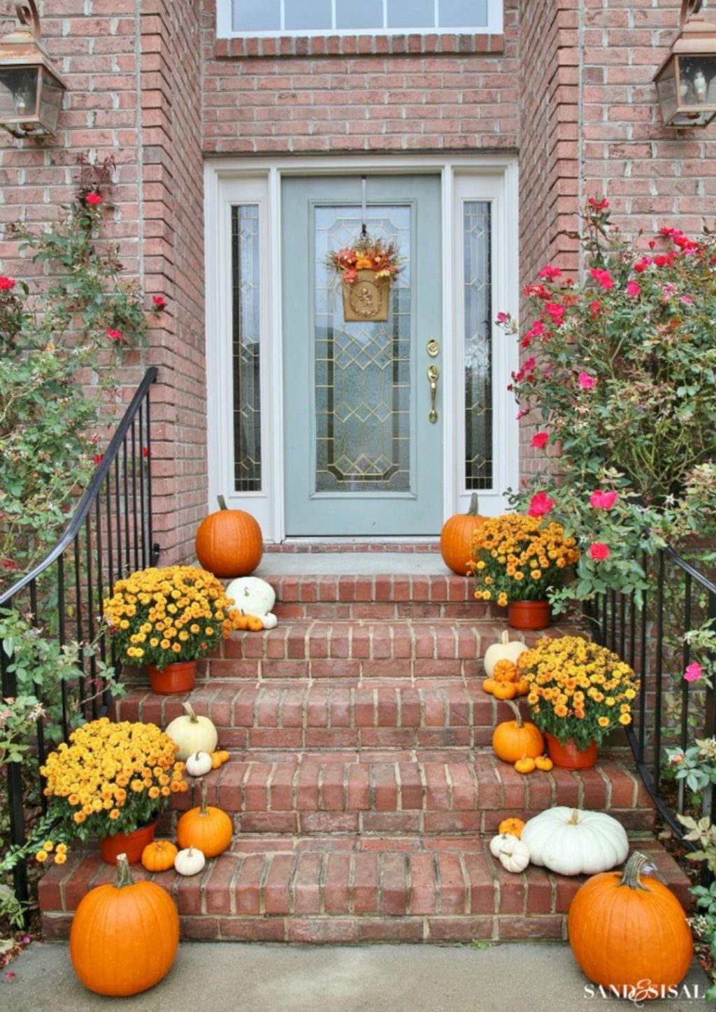 Decorating a Front Porch for Fall Ideas