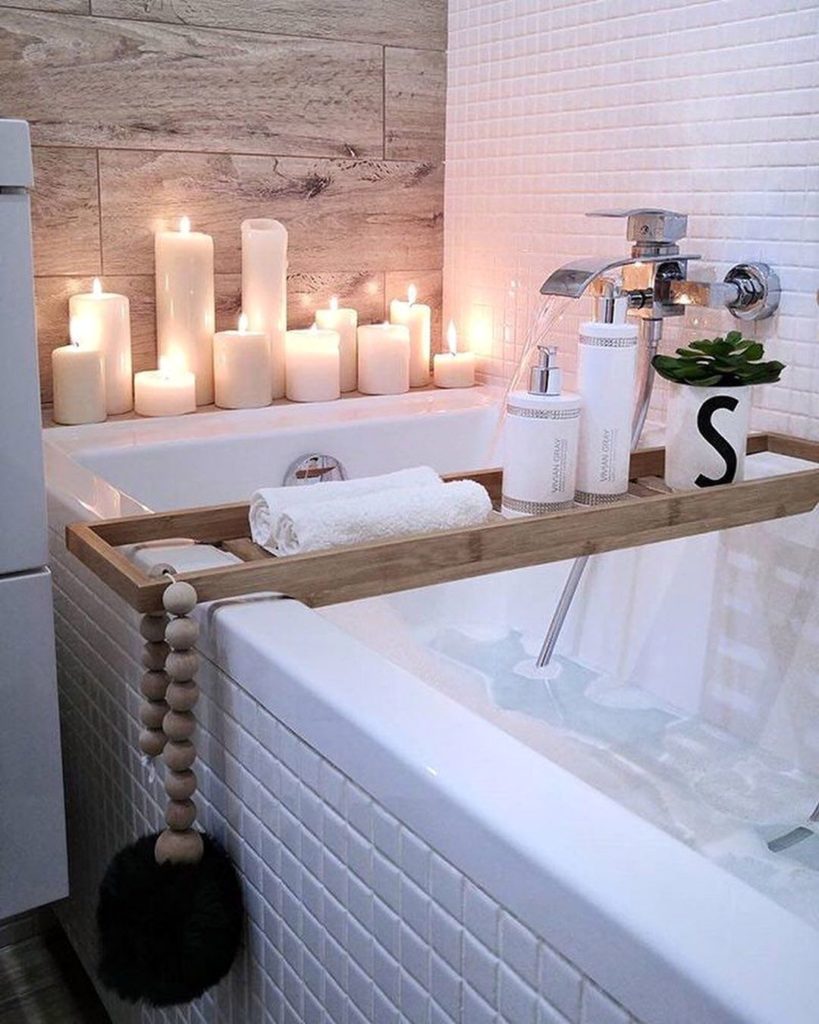 Cozy Spa With Candle in Bathroom souce Instagram