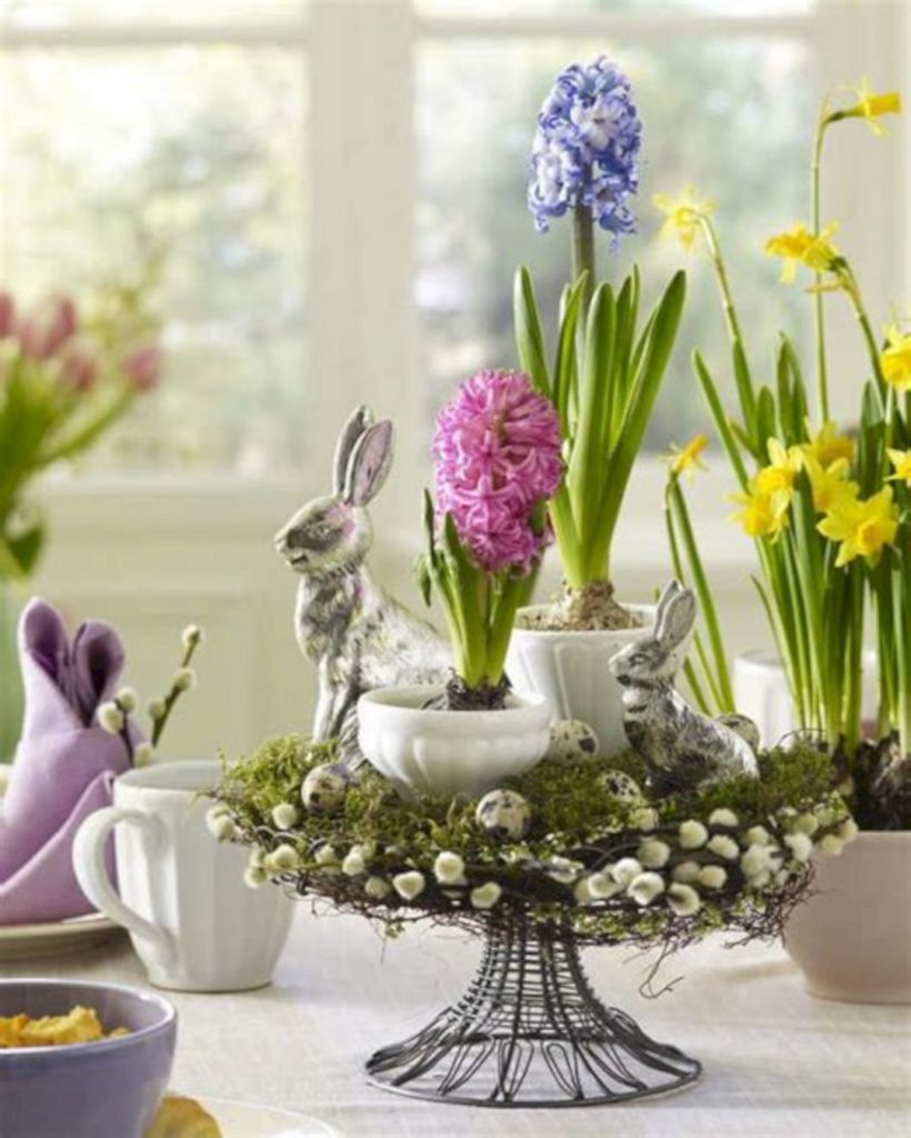 Spring Flower Easter Table Centerpieces